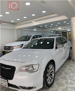 كرايسلر 300